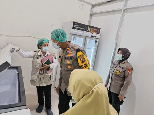 Wakapolres Lampung Selatan Dampingi Pengecekan Dapur SPPG oleh Satgas Makan Bergizi Gratis